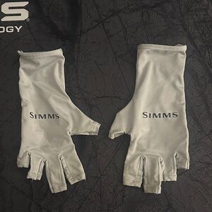 Simms Bugstopper Gloves